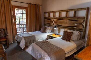 فندق Riverside Lodge & Conference Center