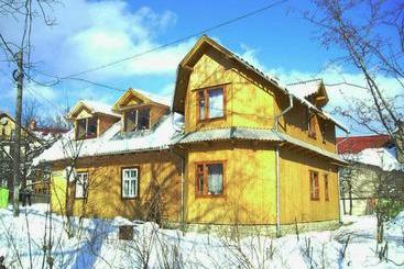 Pensiune Guesthouse U Dida Viktora