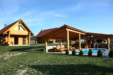 호텔 Na Samotě Ve Srubu