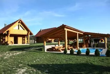 Hotel Na Samotě Ve Srubu