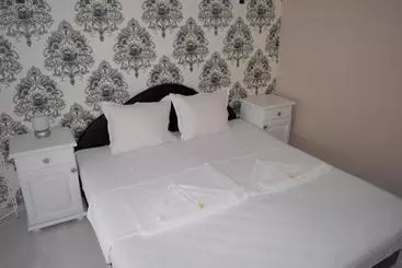 پانسیون Guest House Gloria