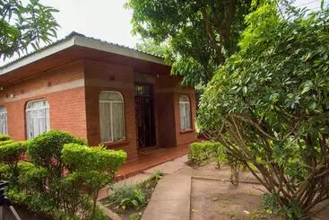 پانسیون Nelly S Guesthouse