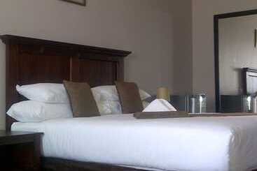 پانسیون Senthaga Guest House And Safaris