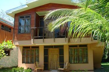 هتل آپارتمان Babilonia