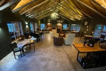 Пансион Summerhill Guest Estate