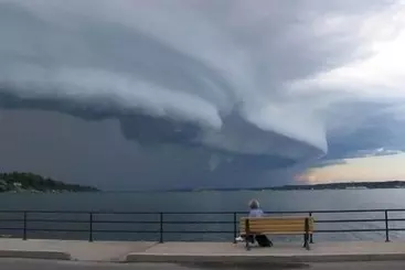 ユースホステル Noble Waterfront Suites