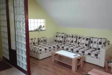 ペンション Csipkeház Apartman