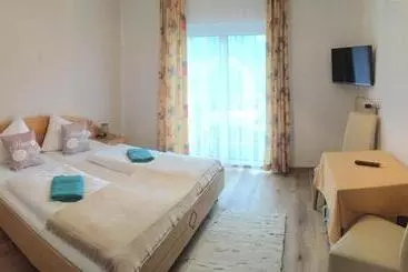 Seecamping & Pension Mentl