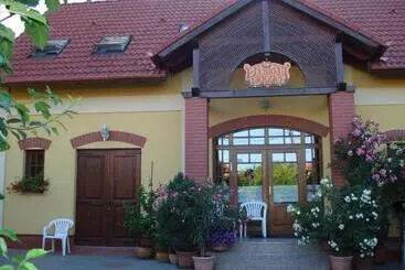 ペンション Eckhardt Vendégház