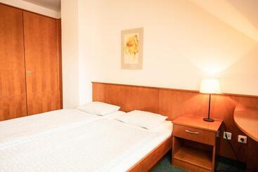 פנסיון Penzion Rondo