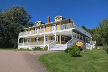 Hostel The Island Inn