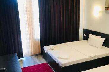 پانسیون Casa On