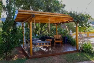 ユースホステル Pousada Vale Do Dinossauro