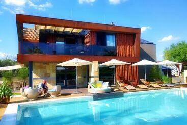 Pensiune Butik Design Rooms