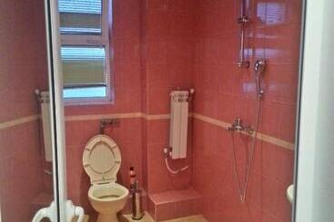 پانسیون Guest House Bedrock