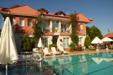 Apart Hotel şafak Apart