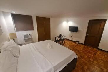 Hotel Bryan Condominium Suites Makati
