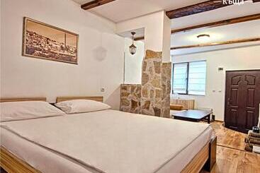 פנסיון Guest House Nachevata Kashta