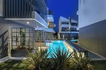 アパートメント Serenity Suites