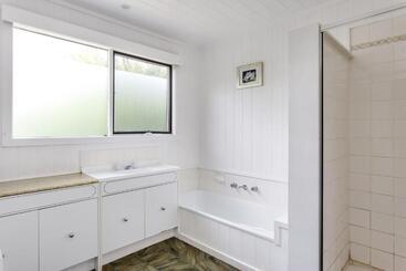 דירות לתיירים Sany Views: 10min Walk To Beach