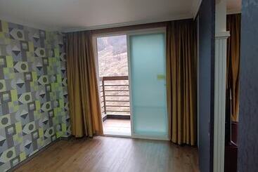 شقق خاصة سياحية Healingnsajo Resort Chungju Suanbo
