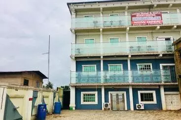 Omo Lucas Hotel & Suites
