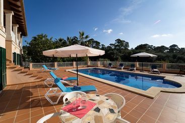 관광객 아파트 Villa Es Recer