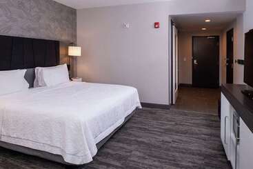 فندق Hampton Inn & Suites Winstonsalem Downtown