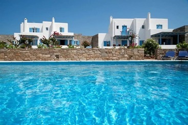 Жильё для туристов White Cliff Villas