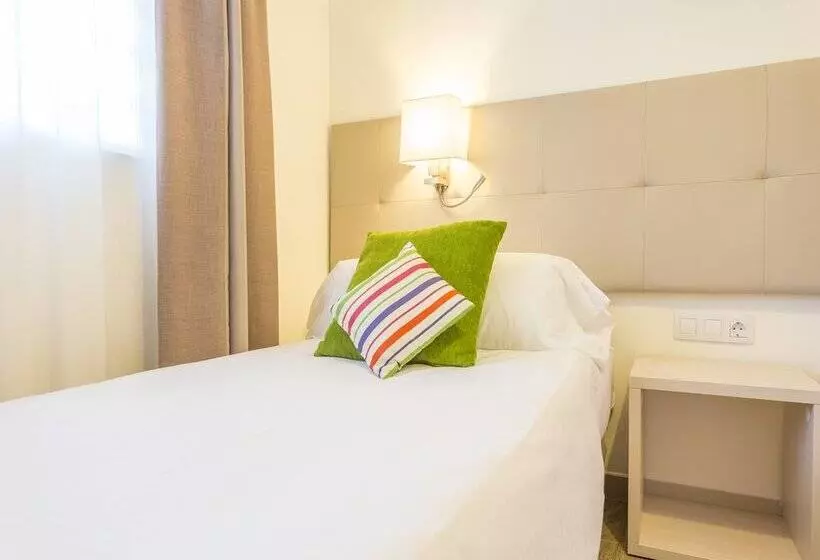 Ferrer Janeiro Hotel & Spa