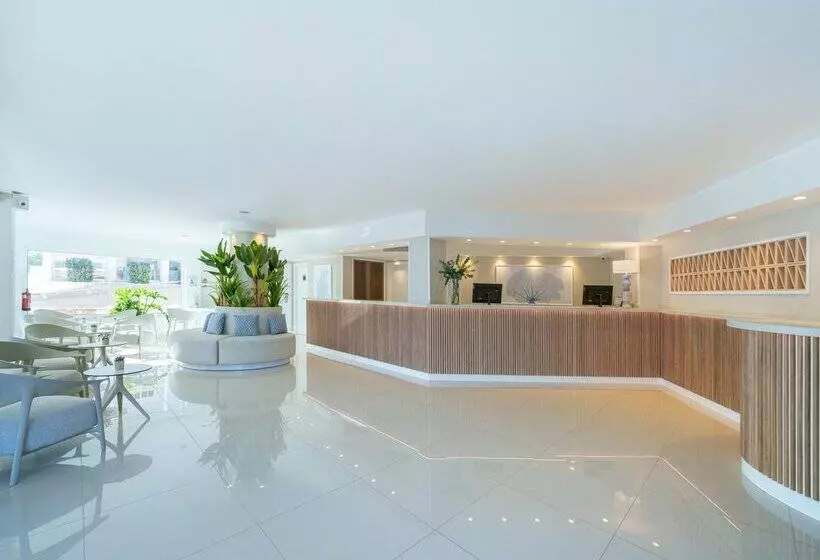 Ferrer Janeiro Hotel & Spa