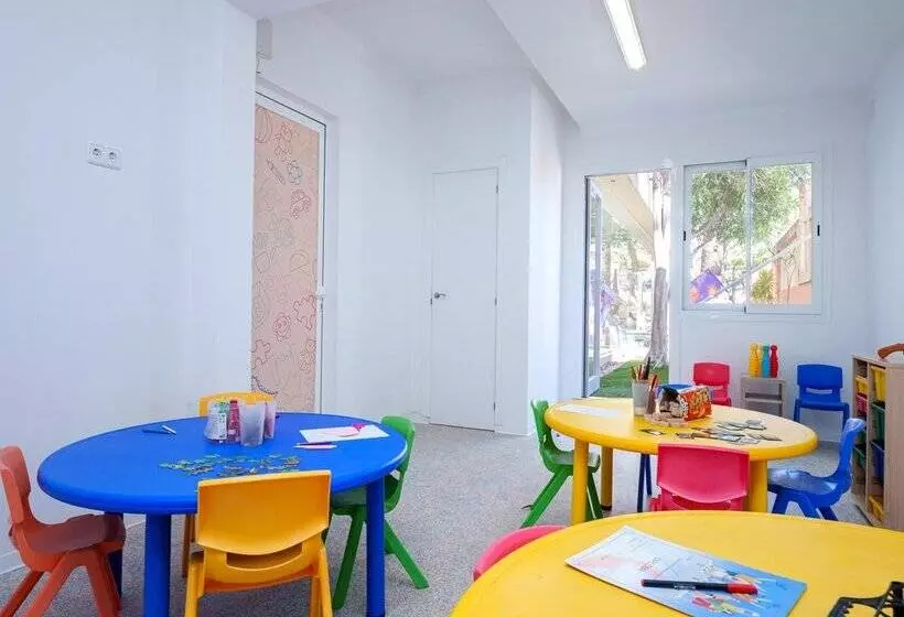 Ferrer Janeiro Hotel & Spa