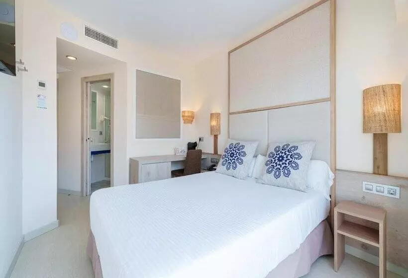 Ferrer Janeiro Hotel & Spa