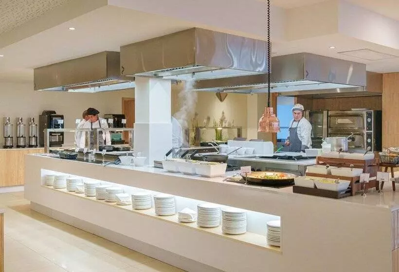 Ferrer Janeiro Hotel & Spa