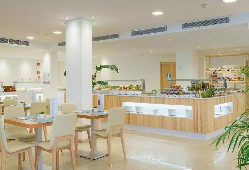 Ferrer Janeiro Hotel & Spa