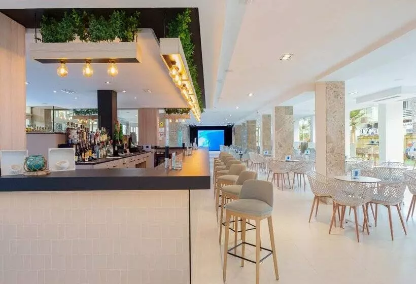 Ferrer Janeiro Hotel & Spa