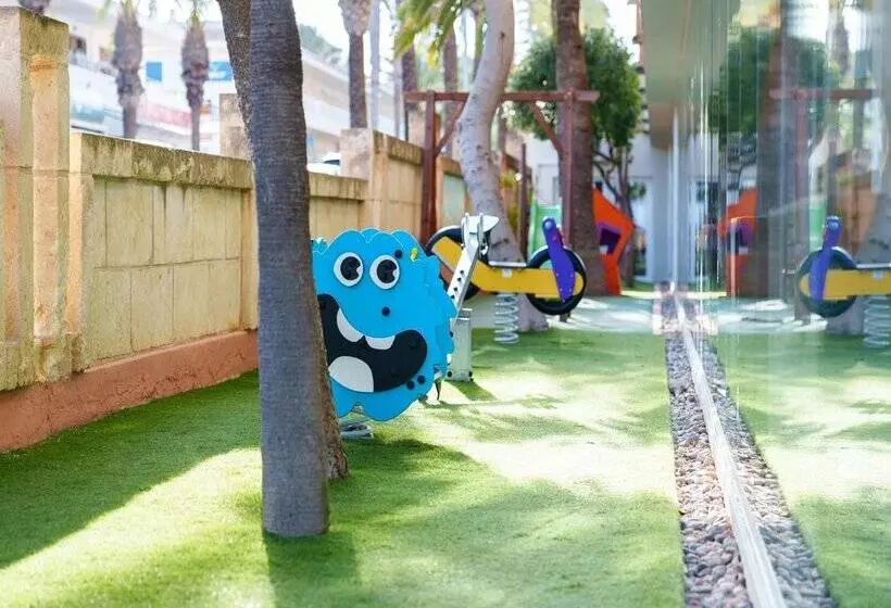 Ferrer Janeiro Hotel & Spa