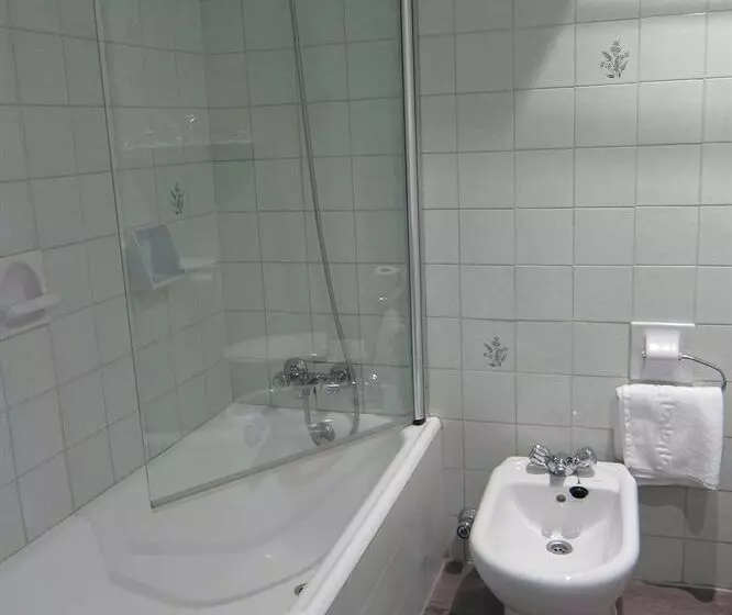 Отель Acebos Azabache Gijón