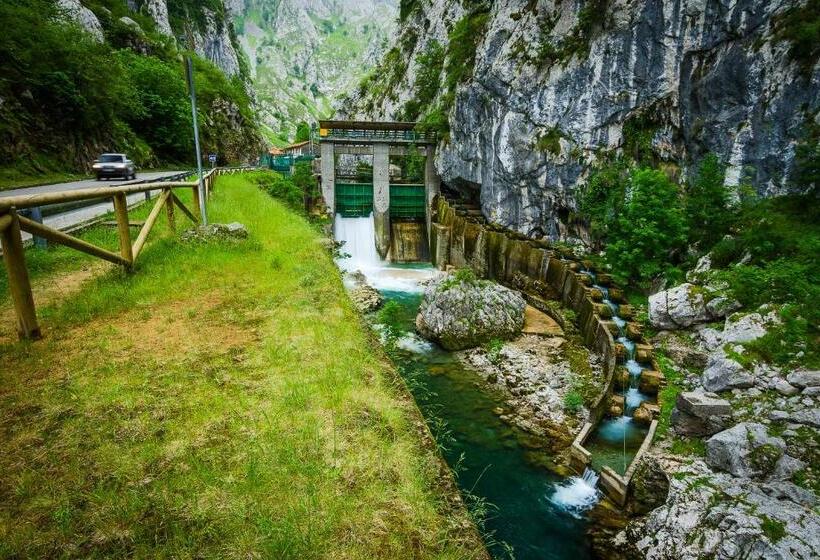 Arcea Hotel Mirador De Cabrales