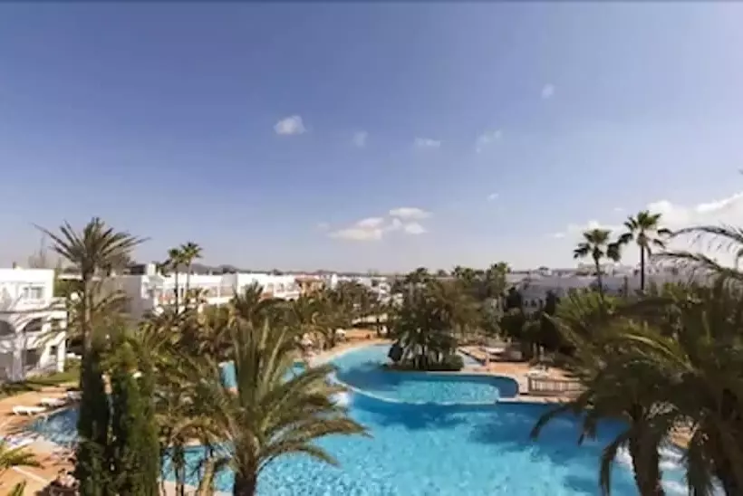 Отель Calimera Fido Gardens