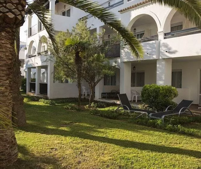 Отель Calimera Fido Gardens