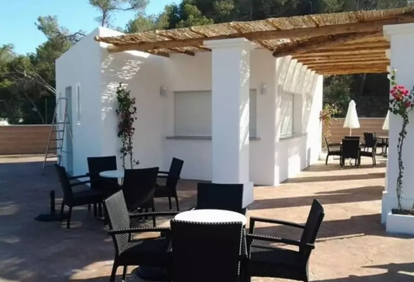 Отель Calimera Fido Gardens