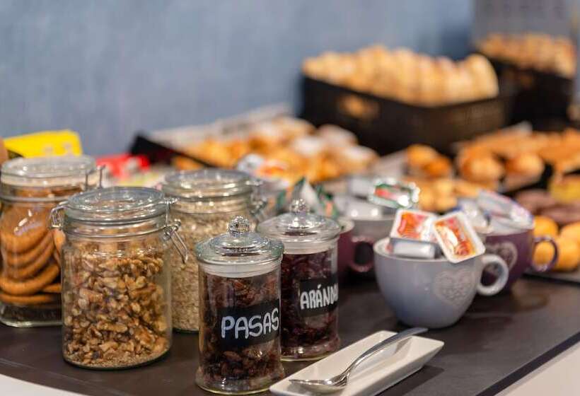 בית מלון כפרי Elche Centro Affiliated By Meliá