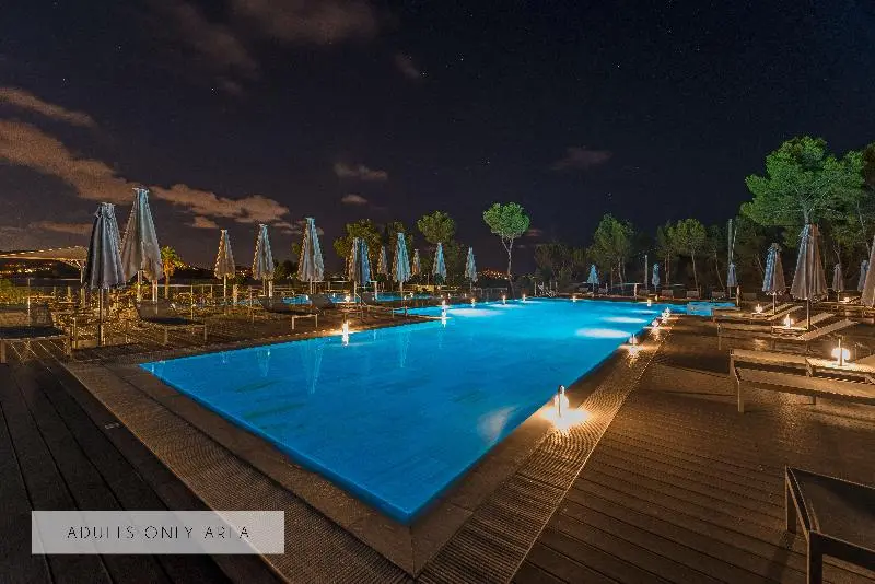 هتل Gran Fornells Thalasso & Spa