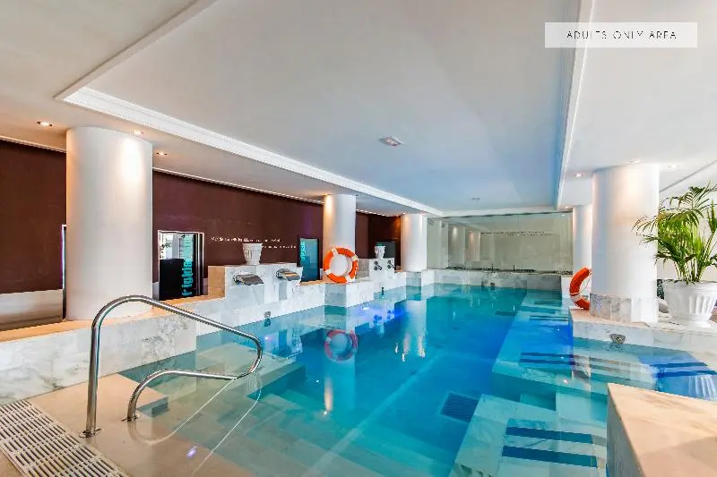 هتل Gran Fornells Thalasso & Spa