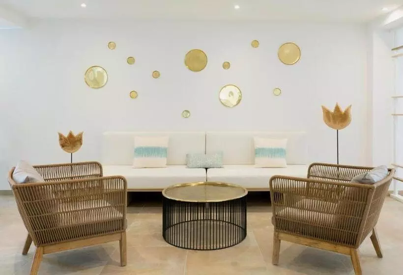 ホテル Hsm Regana   Adults Only