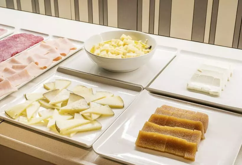 호텔 Ilunion Golf Badajoz