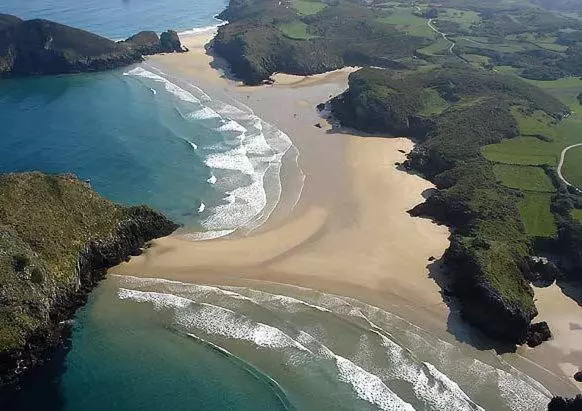 هتل La Encina Celorio Llanes