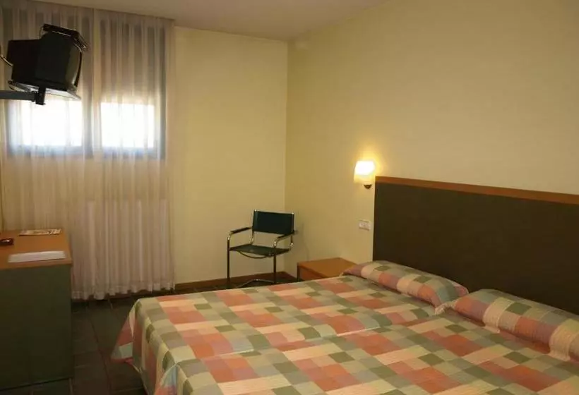 ホテル Lugones Nor