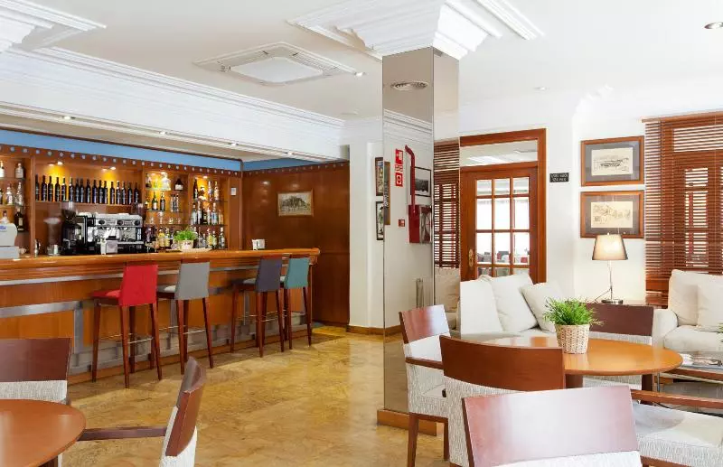 Отель Mr Costa Blanca